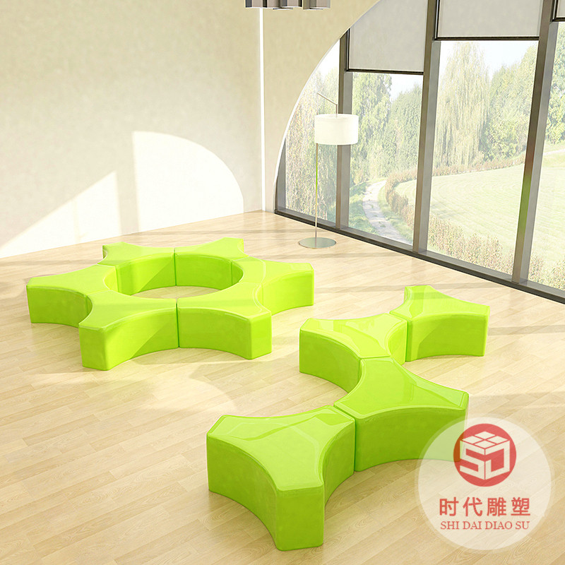 玻璃鋼座椅商場(chǎng)美陳休閑椅連體靠背字母坐凳戶(hù)外公園休息長(zhǎng)椅定制